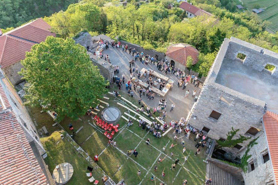 2018-04-26-Grad-Rihemberk-fotoDV-42.jpg 