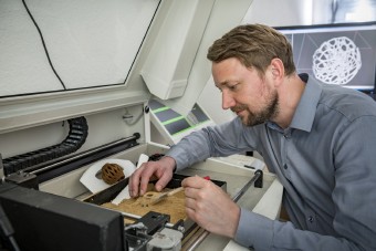 Prof. Dr. Henning Zeidler Prof. Dr. Henning Zeidler