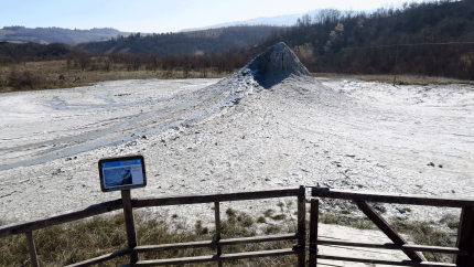 Mud-Vulcano-and-information-sign 