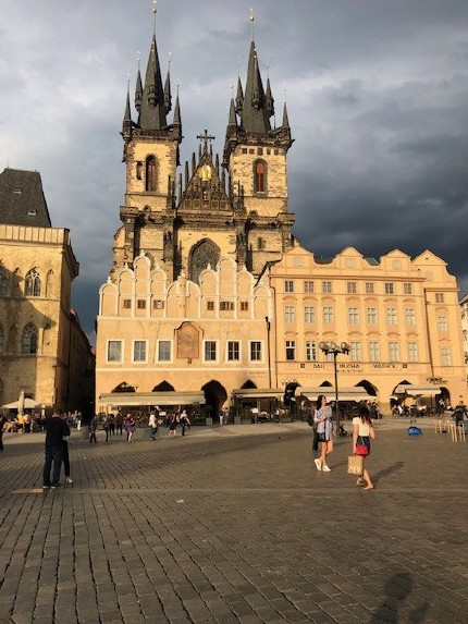 Ce-HEAT partners gather for final project meeting in Prague Ce-HEAT partners gather for final project meeting in Prague