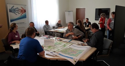 Group discussion about needs in the fields of mobility Group discussion about needs in the fields of mobility