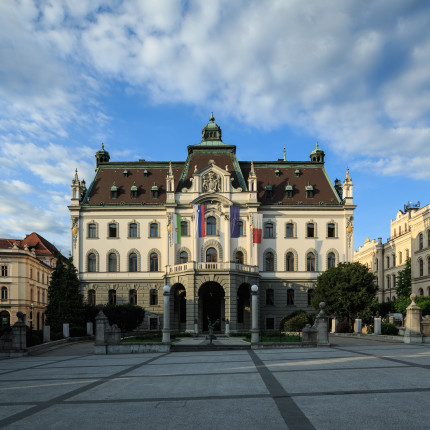 Gebäude UL 